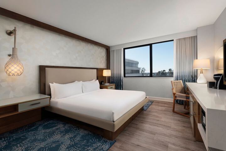 Renaissance Newport Beach Hotel