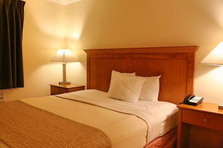Room 14 of 34