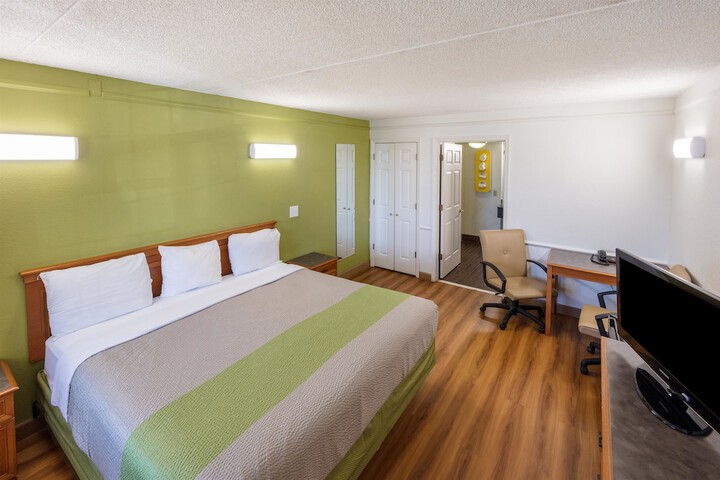 Room 22 of 34