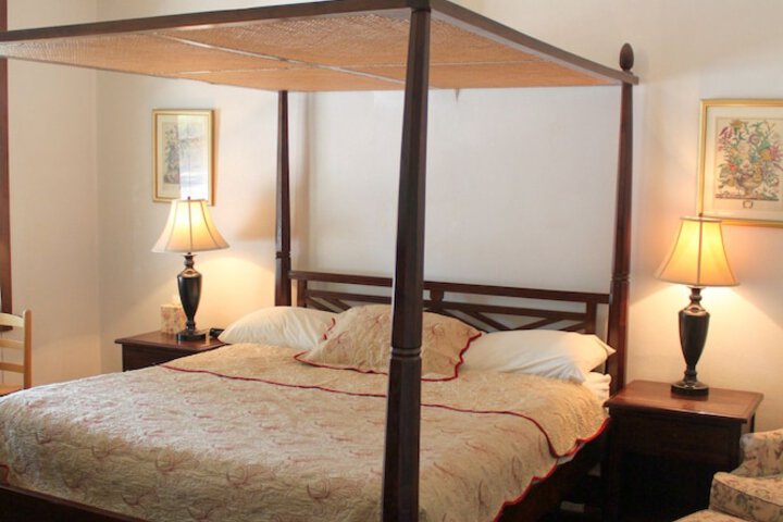 The Hotel Limpia