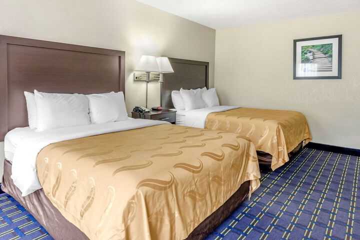 Room 14 of 22