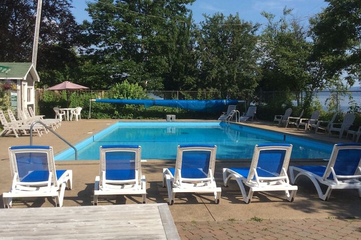 Pool 4 of 40