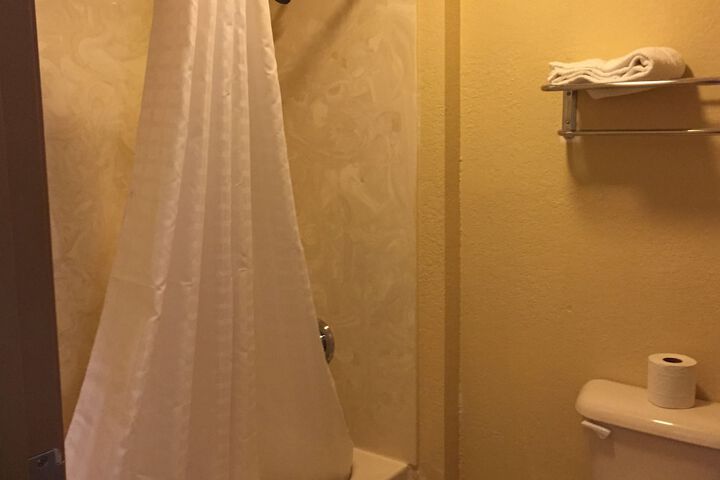Room 22 of 45