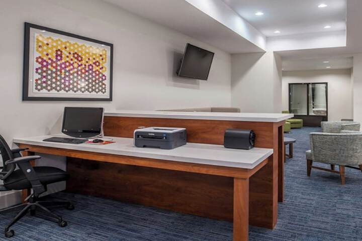 Holiday Inn Express & Suites Laplace by IHG