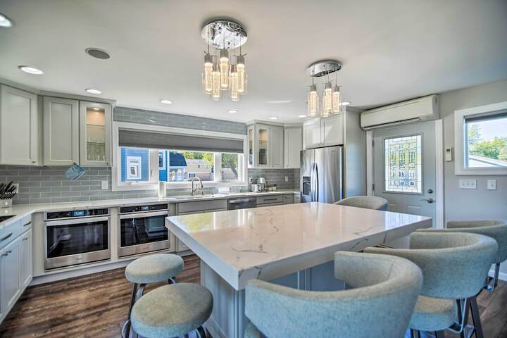 Home on Fox River: Modern Decor Style!