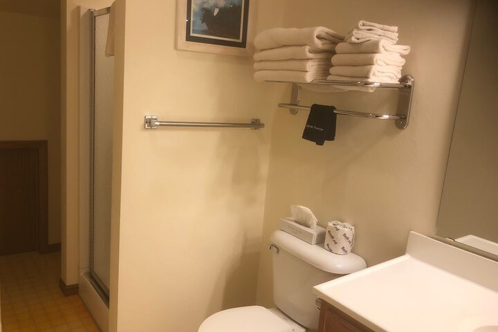 Room 157 of 185