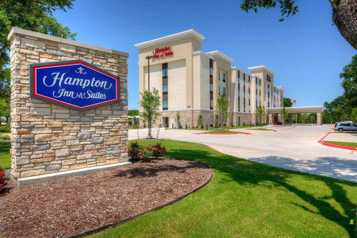 Hotel 2 of 52