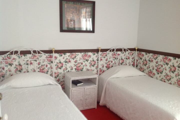 Room 30 of 44