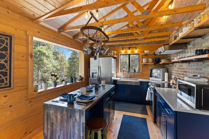 Relaxing Alpine Oasis - Minutes from Breckenridge