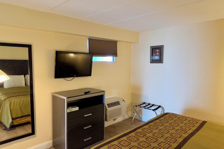 Room 19 of 22