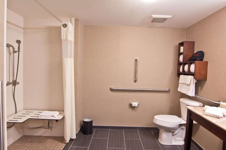 Room 45 of 83