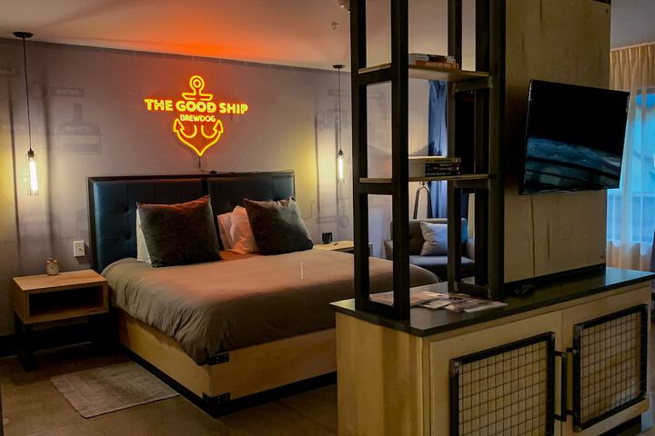 Room 21 of 24