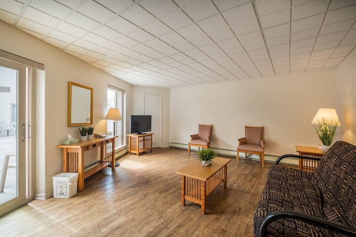 Room 27 of 29