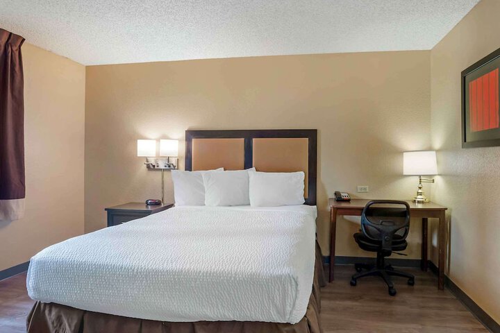Room 21 of 30