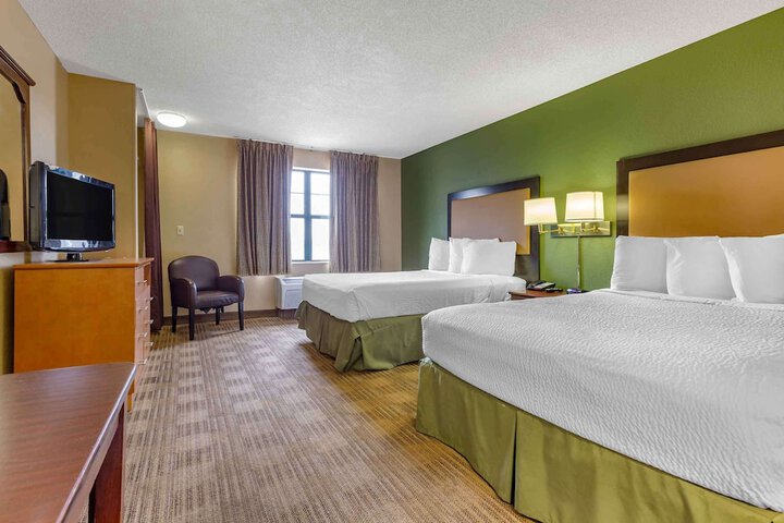 Room 15 of 24