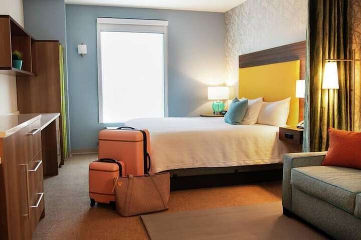 Room 14 of 38