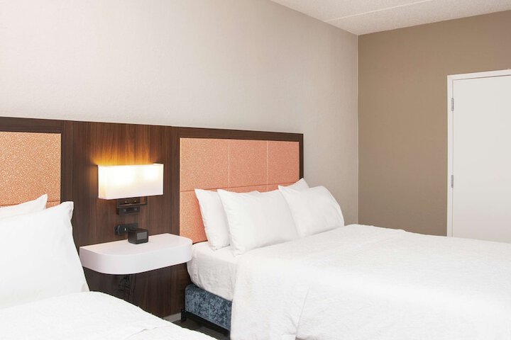 Hampton Inn Erie-South