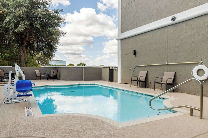 Comfort Suites San Antonio Airport North