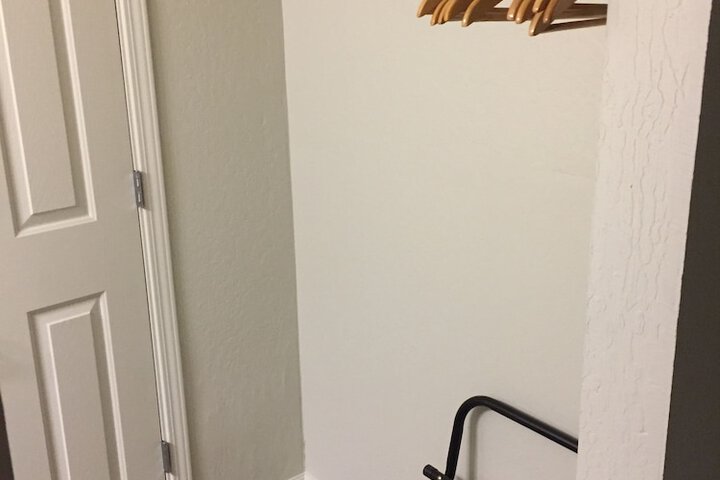 Room 27 of 58