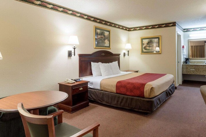 Econo Lodge Grenada