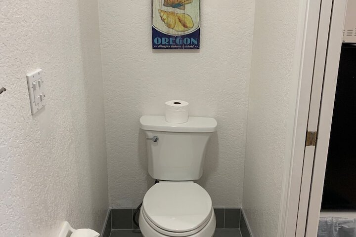 Room 108 of 129