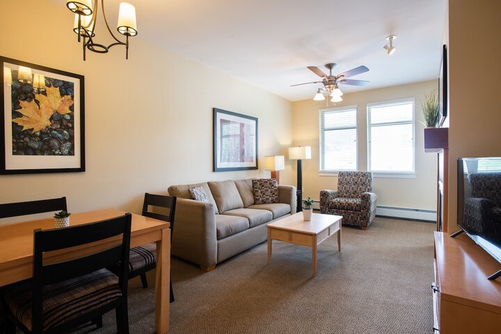 Fraser Crossing Founders Pointe
