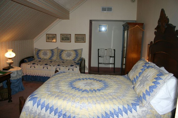 Room 54 of 109