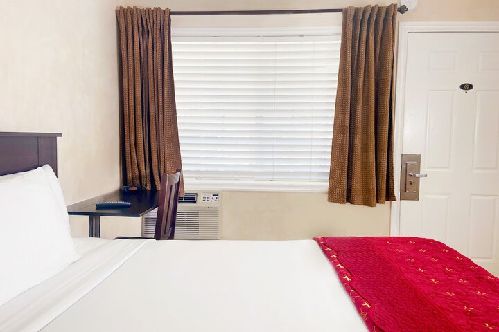 Nite Inn - Walking Distance to Universal Studios Hollywood