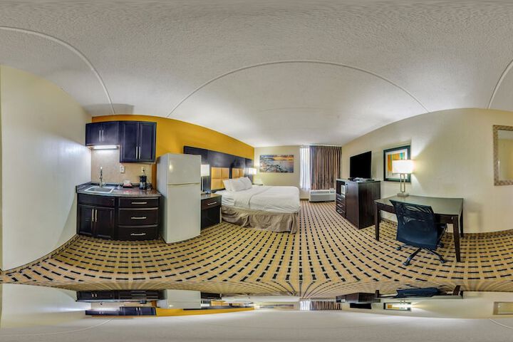 Room 21 of 53