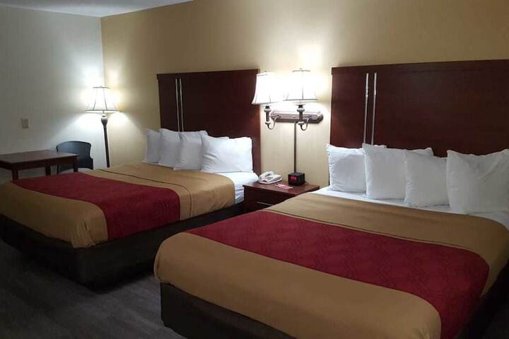Room 14 of 32