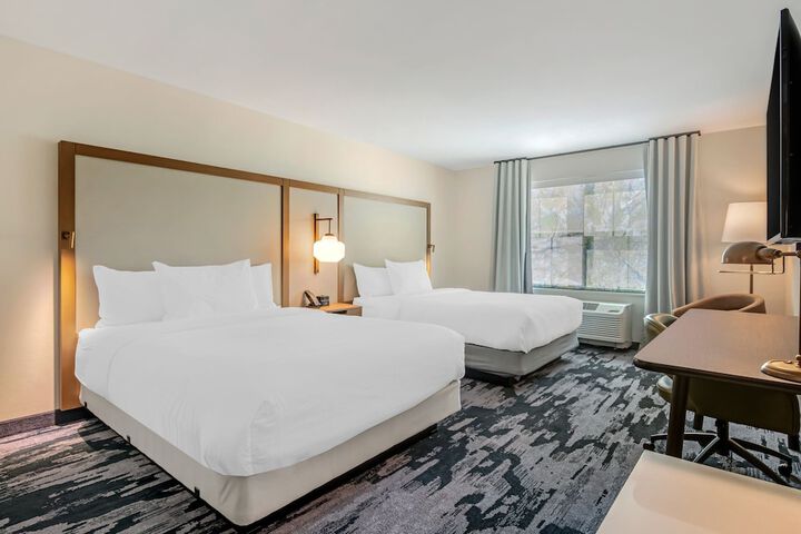 Room 53 of 71