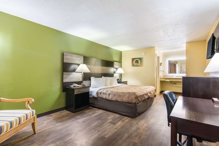 Room 22 of 31