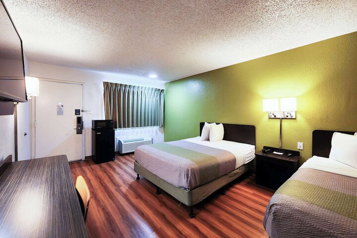 Room 27 of 50