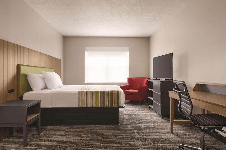 Room 12 of 21