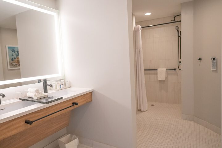 Room 14 of 44
