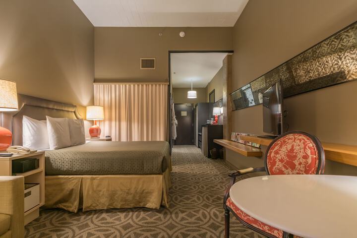 Room 46 of 90