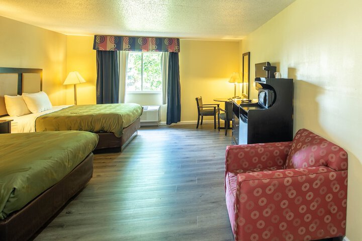 Room 11 of 15