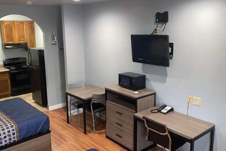 Room 20 of 32