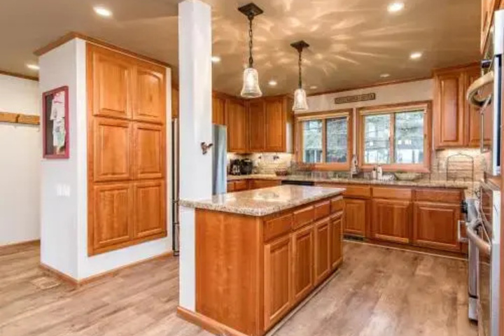 300 W Lake Blvd Condo Unit 43