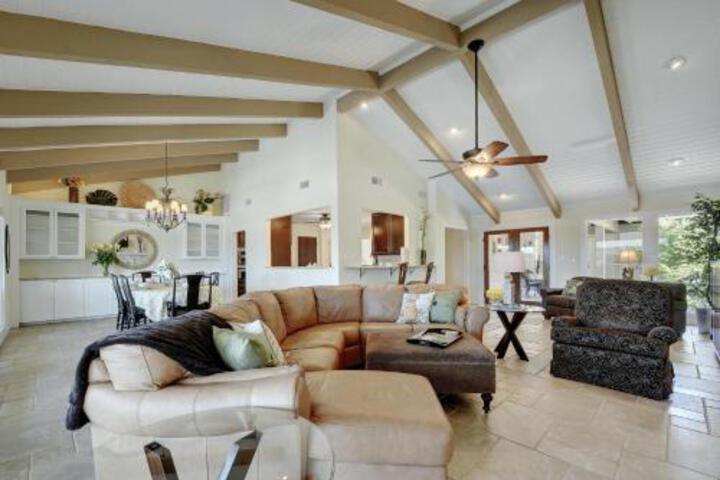 Challenger Holiday Home