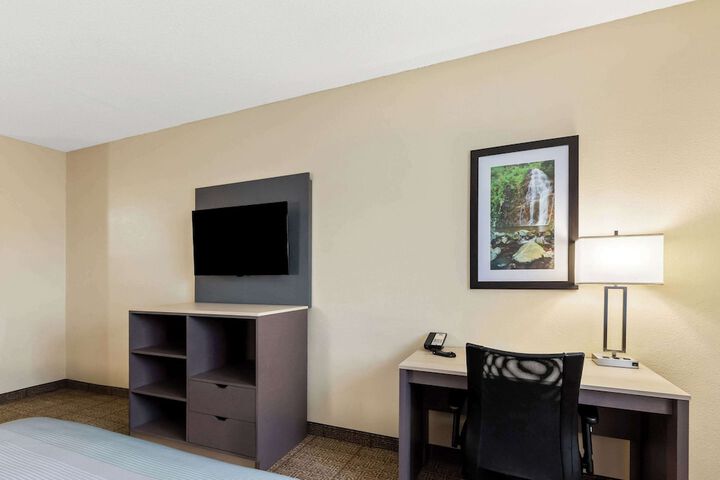 Room 22 of 69