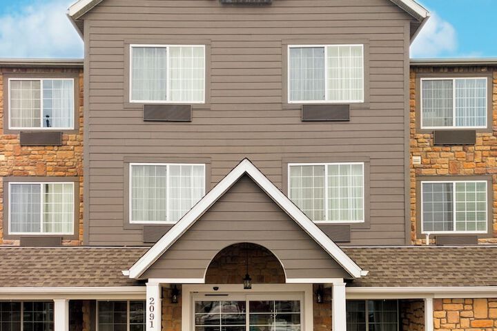Country Inn & Suites by Radisson Marion, OH