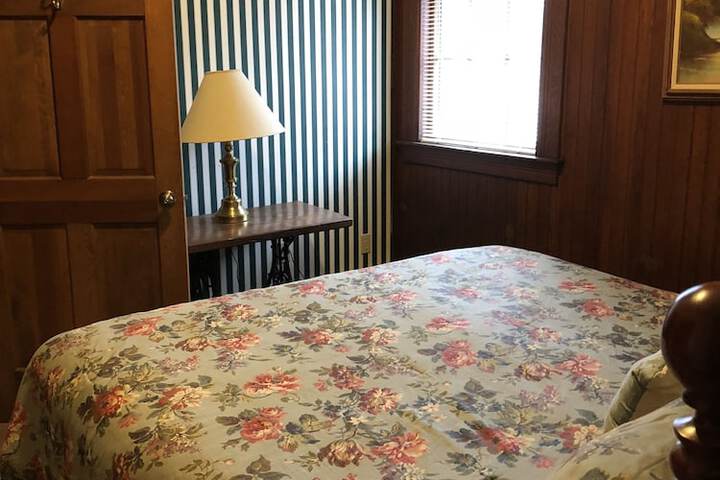 Room 7 of 31