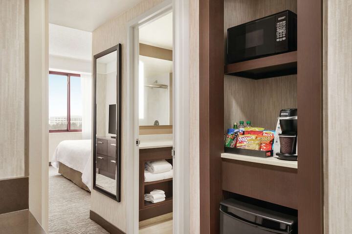 Room 31 of 66