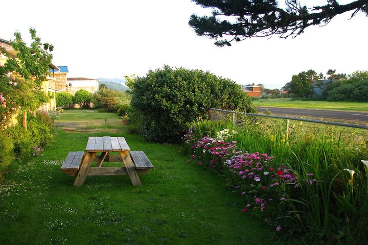 Pacific City Inn