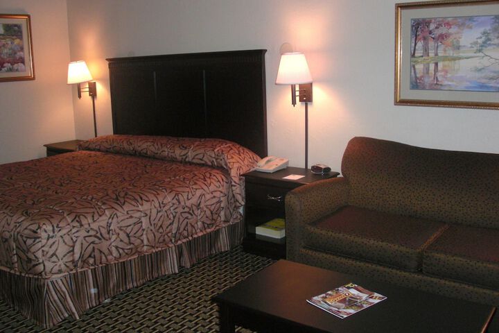 Room 14 of 21