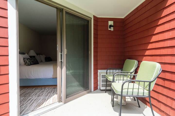The Meadowmere Resort