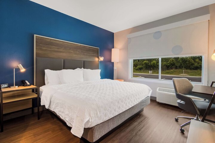 Room 20 of 44