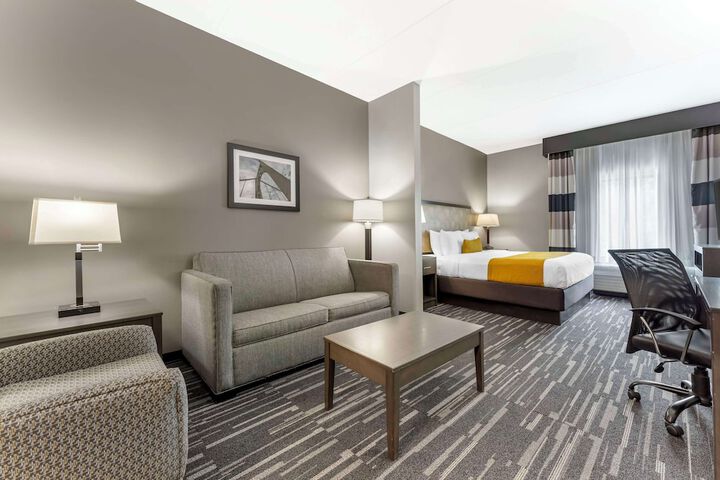 Room 35 of 43