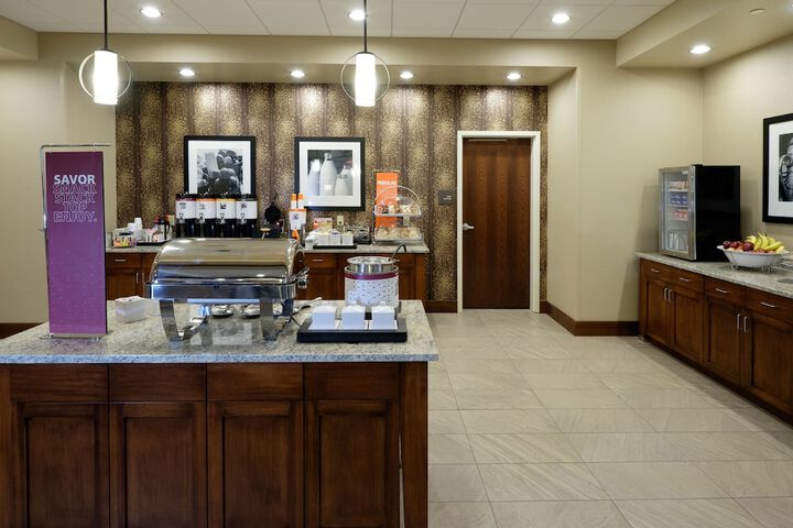Hampton Inn Green Bay Downtown
